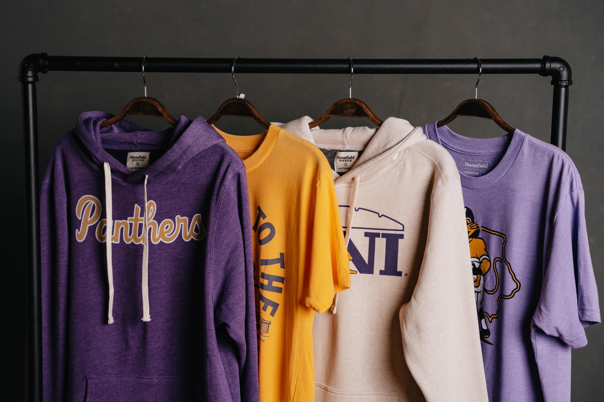 www.homefieldapparel.com